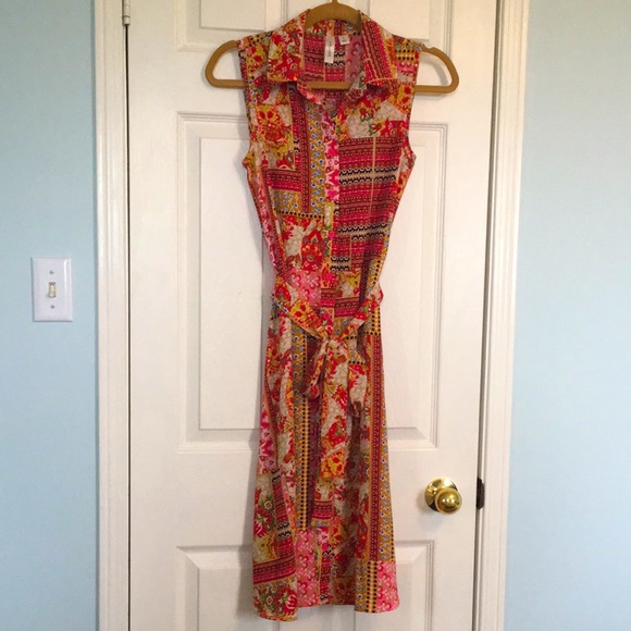 Tacera Dresses & Skirts - EUC Tacera Button Front Sleeveless Dress